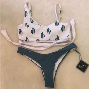 One shoulder bikini set